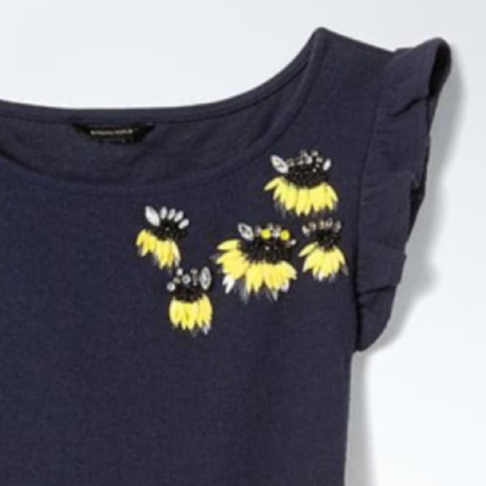 Banana Republic Daisy Detail Ruffle Sleeve Top - Picture 8 of 8